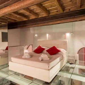 via-cerva-raffinato-ed-elegante-posizione-centralissima.it-lombardy.com/